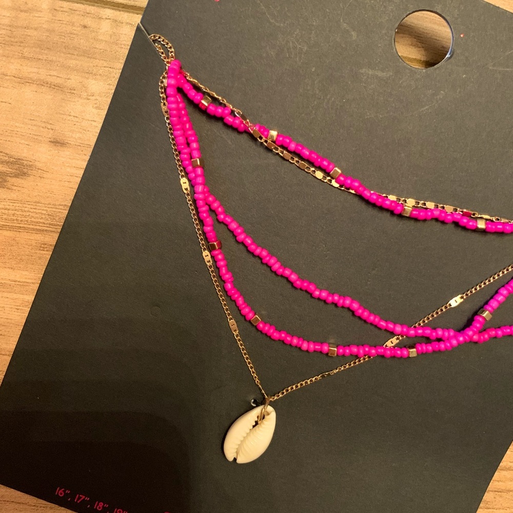 🍉 NWT Genuine Shell Necklace